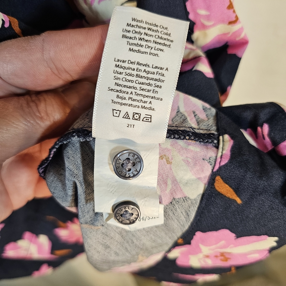 2/$20 Free Assembly XXL Cotton Floral Dress - Picture 4 of 7